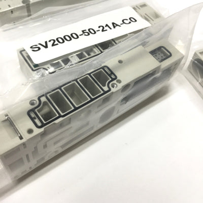 New Lot of 4 SMC SV2000-50-21A-C0 Stacking Tie-Rod Manifold Block Valve Sub Plates