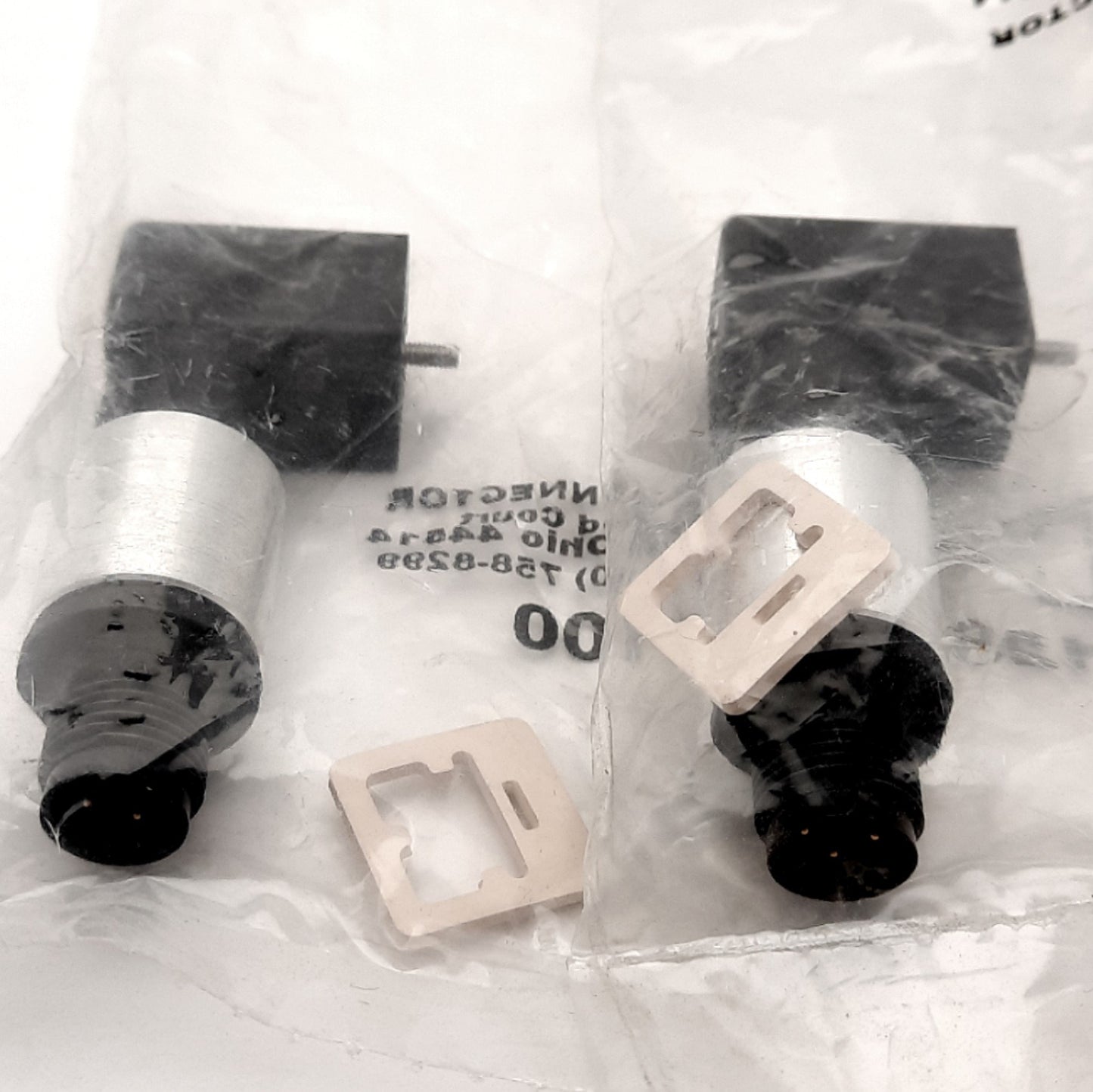 New – Open box Lot of 2 Canfield Connector FAC12SM0403100 Fieldbus Adapter, 8mm Sub-Micro, PNP