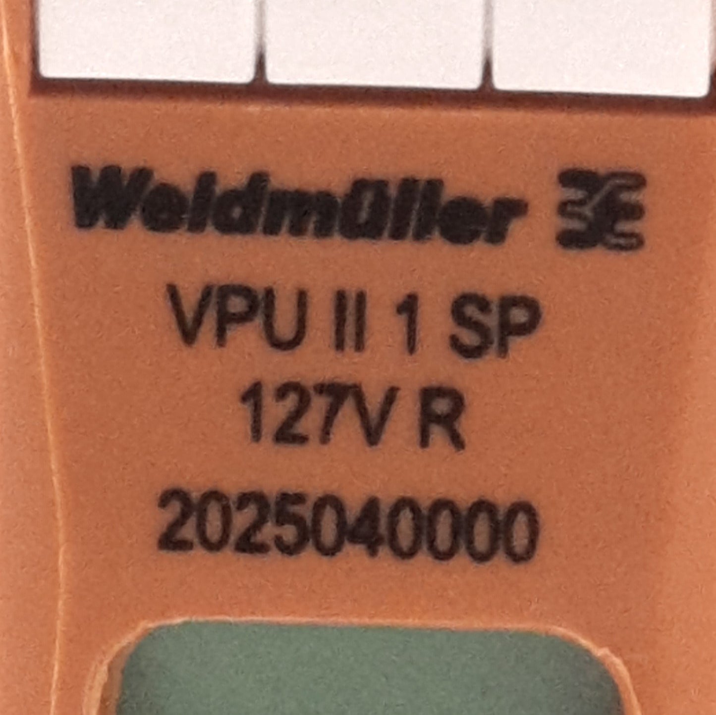 New Weidmuller 2025040000 Surge Protector, 127VAC, 40kA, 15-25AWG, DIN Rail Mount