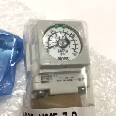New SMC AR20-N02E-Z-B Pneumatic Pressure Regulator 1/4" NPT, Built-In Gauge 7-125psi