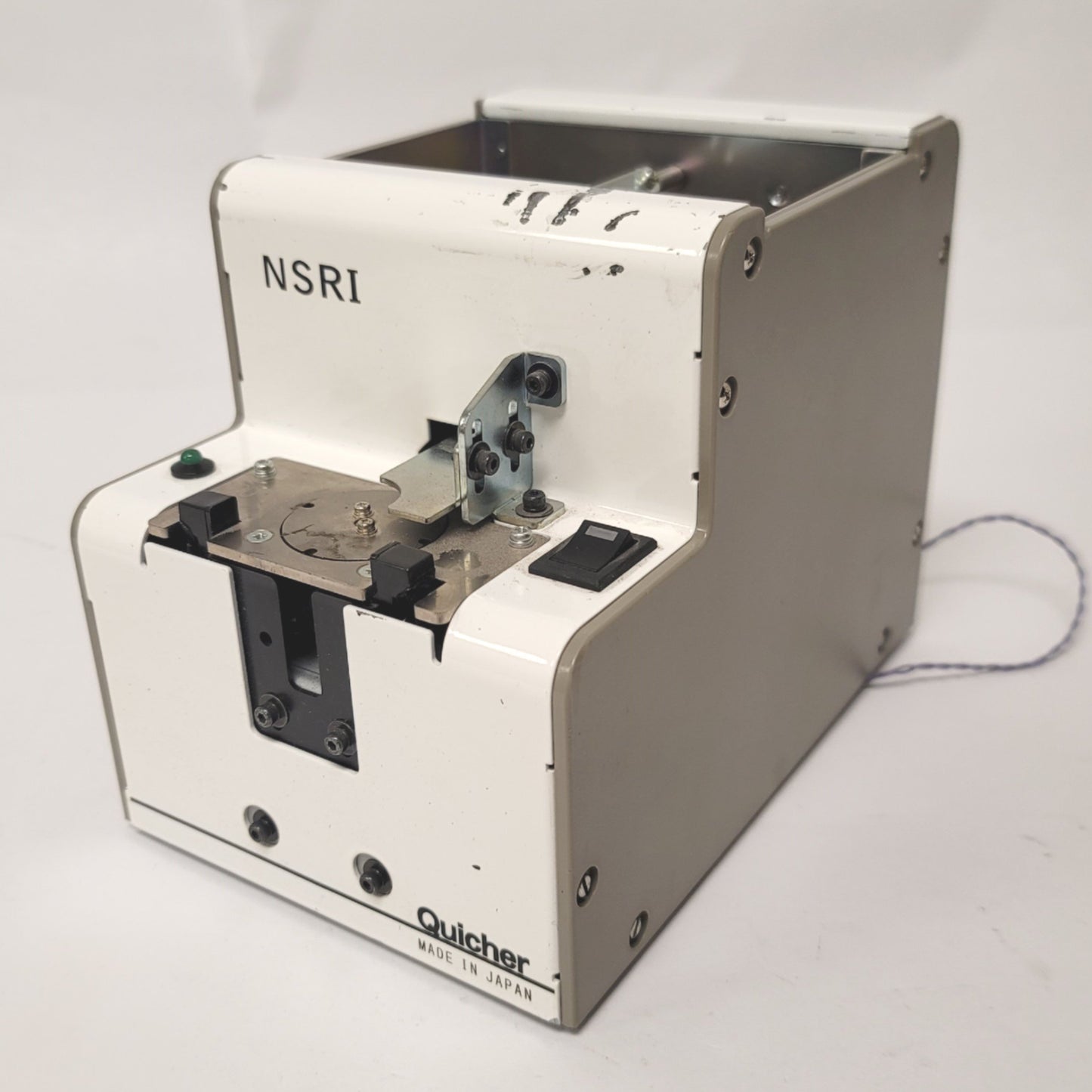 Used Ohtake NSRI-SR20 Automatic Screw Feeder For 2mm Fasteners, 15VDC