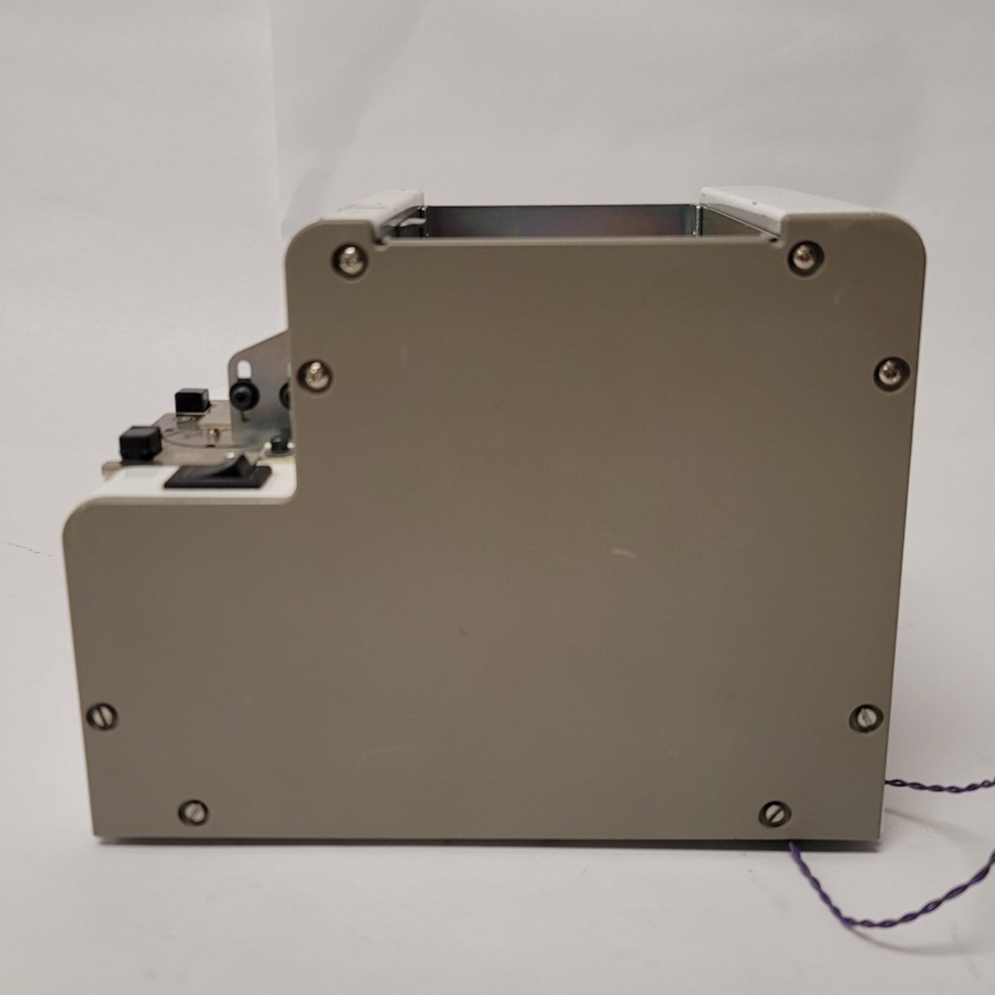 Used Ohtake NSRI-SR20 Automatic Screw Feeder For 2mm Fasteners, 15VDC