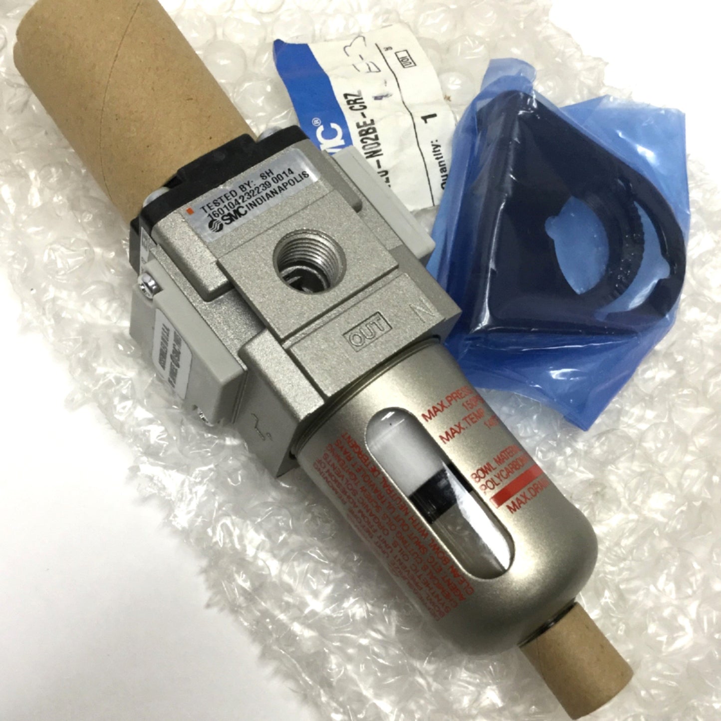 New SMC AW20-N02BE-CRZ Pressure Regulator/Filter, 1/4" NPT, 7-125psi, Built-In Gauge