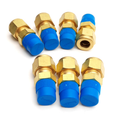 New – Open box Lot of 7 Swagelok B-600-1-4 Straight Male Connector 1/4" NPT to 3/8" Tube, Brass