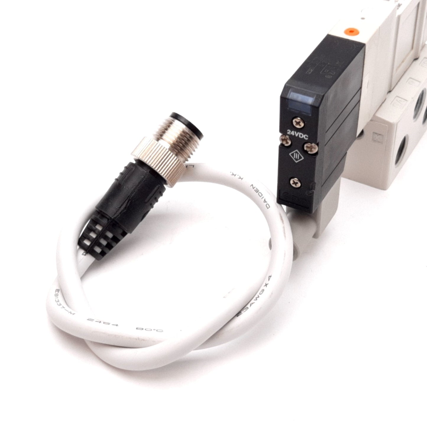Used SMC SV1100-5W1U Solenoid Valve, 2-Position 5-Port, 24VDC, 0.15-0.7MPa, 1/8" NPT