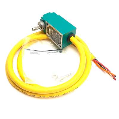 Used Allen Bradley 802M-A2Y5 Sealed Rotary Switch, 15° Travel CCW, 600V AC / 24V DC