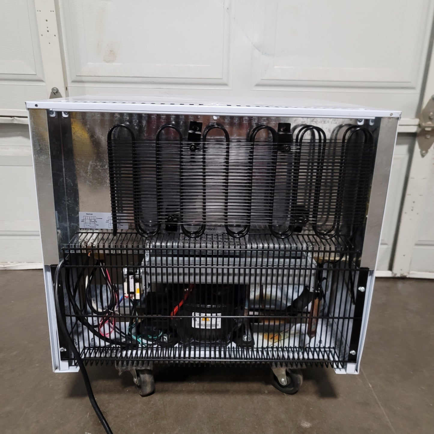 Used VWR 76210-390 HCUCFS-0120-LH Benchtop Lab Freezer 1.7CuFt, -15 To -25°C, 120VAC