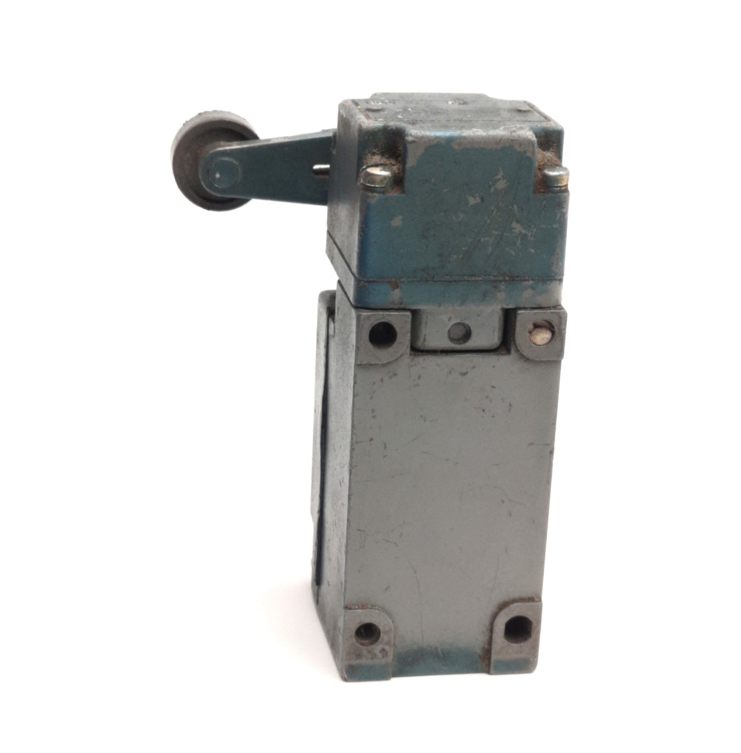 Used Eaton Cutler Hammer E50SA Limit Switch w/ Lever, 1NO/NC, 12VAC 10A / 125VDC 1A