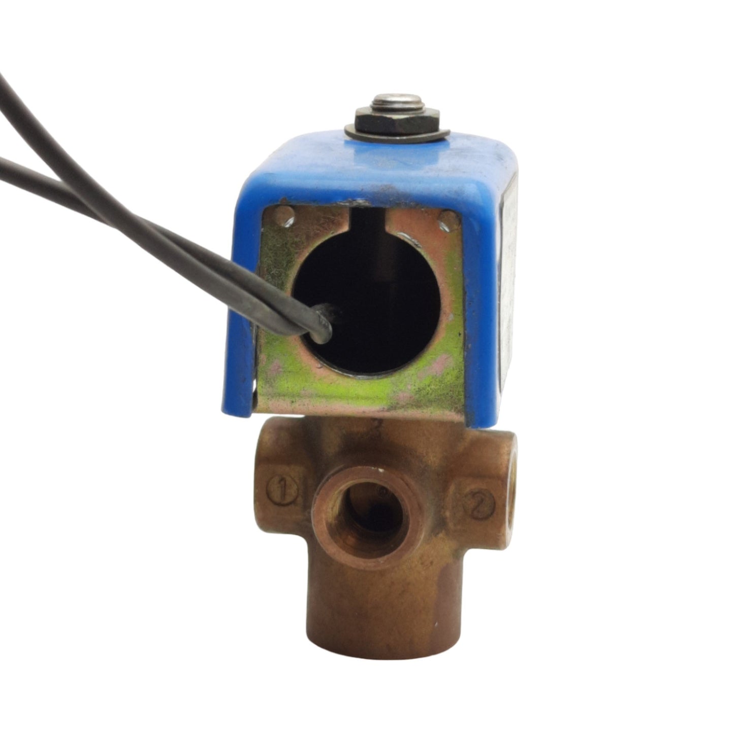 Used Honeywell 714N1A1AN Skinner Solenoid Valve 1/4" NPT, 150 Psi, 120V AC Coil