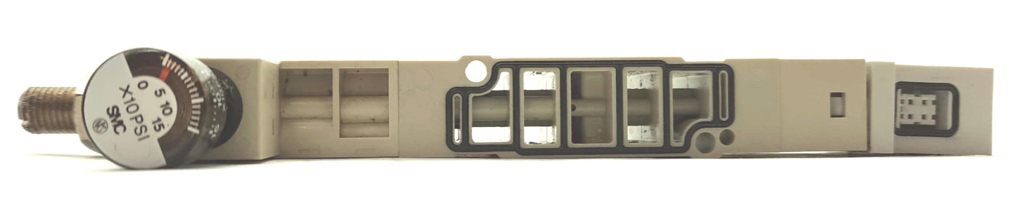 New SMC SV2000-N0-P Manifold/Valve Interface Regulator, 14-100psi, w/0-150psi Gauge