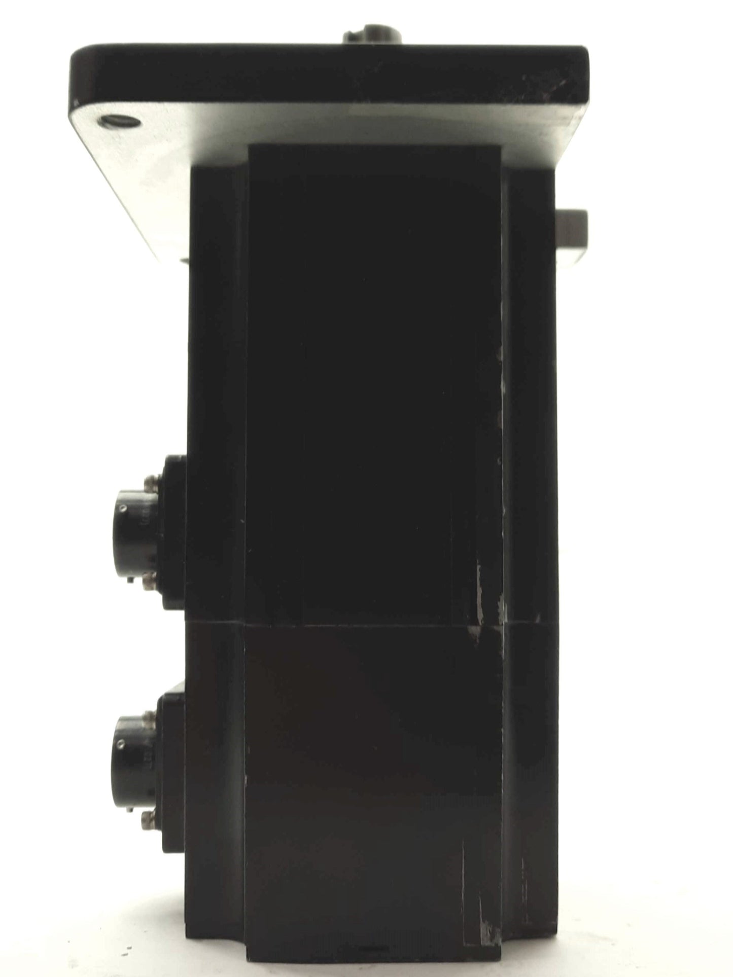 Used Parker MTS MPM891-1864 MaxPlus Servo Motor .41kW 5/8"Shaft 3Ø 230VAC 1.9A *Face*