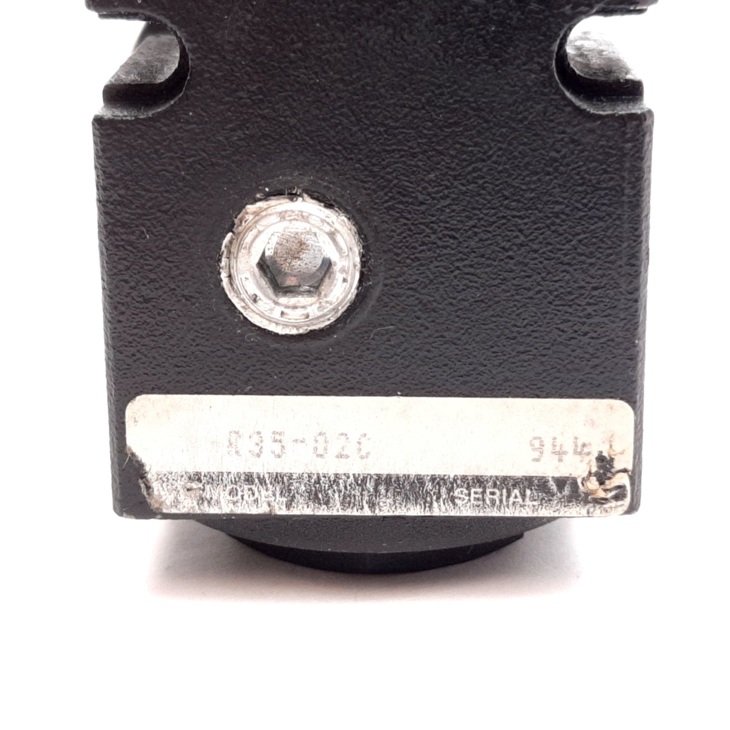 Used Watts R35-02C Pressure Regulator, 0-125psi, 1/4" NPT, With 200psi Pressure Gauge