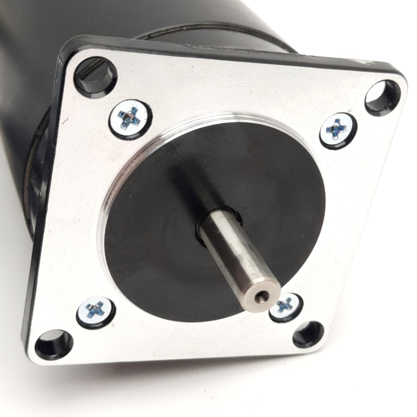 Used Nanotec APA-5618-C4004-A Stepper Motor, 4 Amps, 130 Ncm Holding Torque, NEMA 23