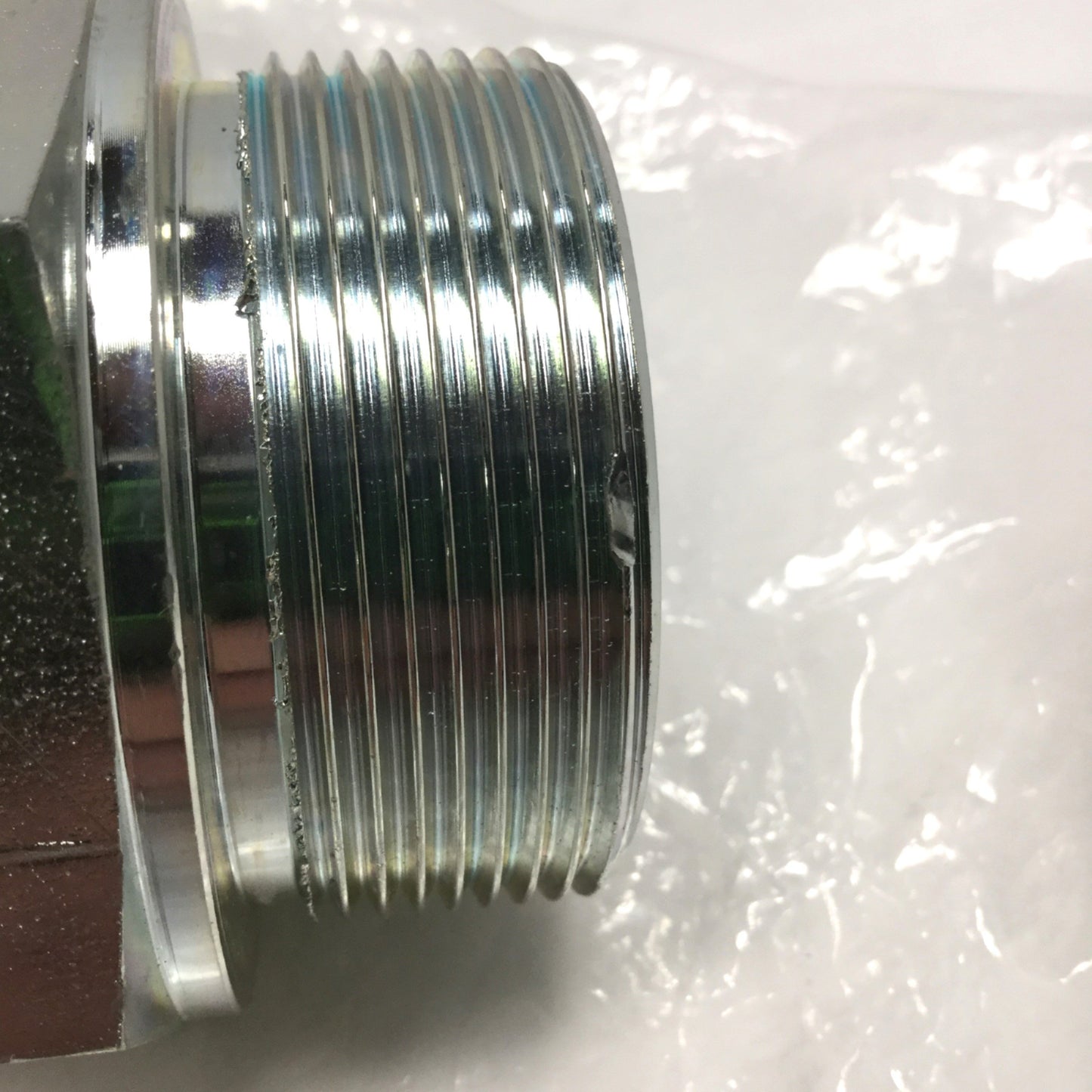 New – Open box 4035-32-12 Hydraulic Pipe Adapter Fitting G2" Male x 3/4" NPT Female 60° Chamfer