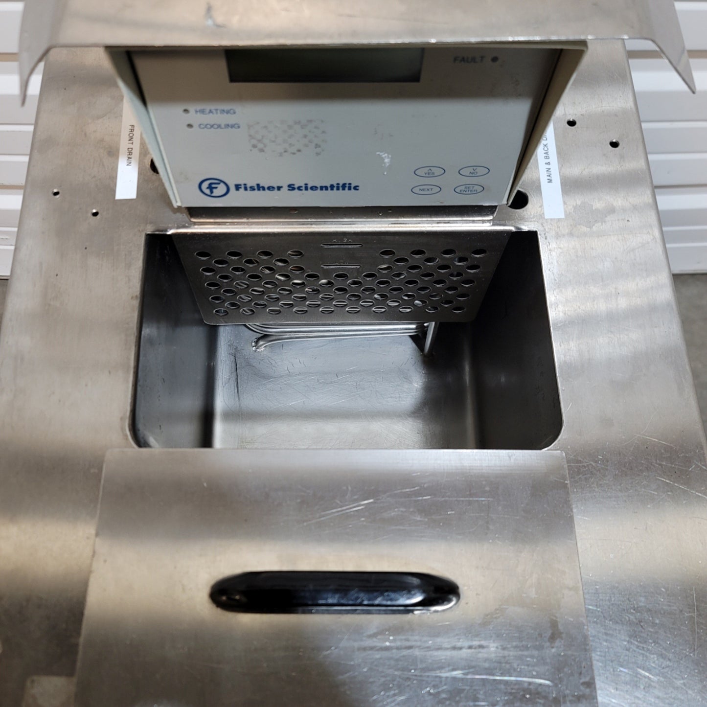 Used Fisher Scientific 1013D Isotemp Refrigerated Recirculating Chiller, -30 To 200°C