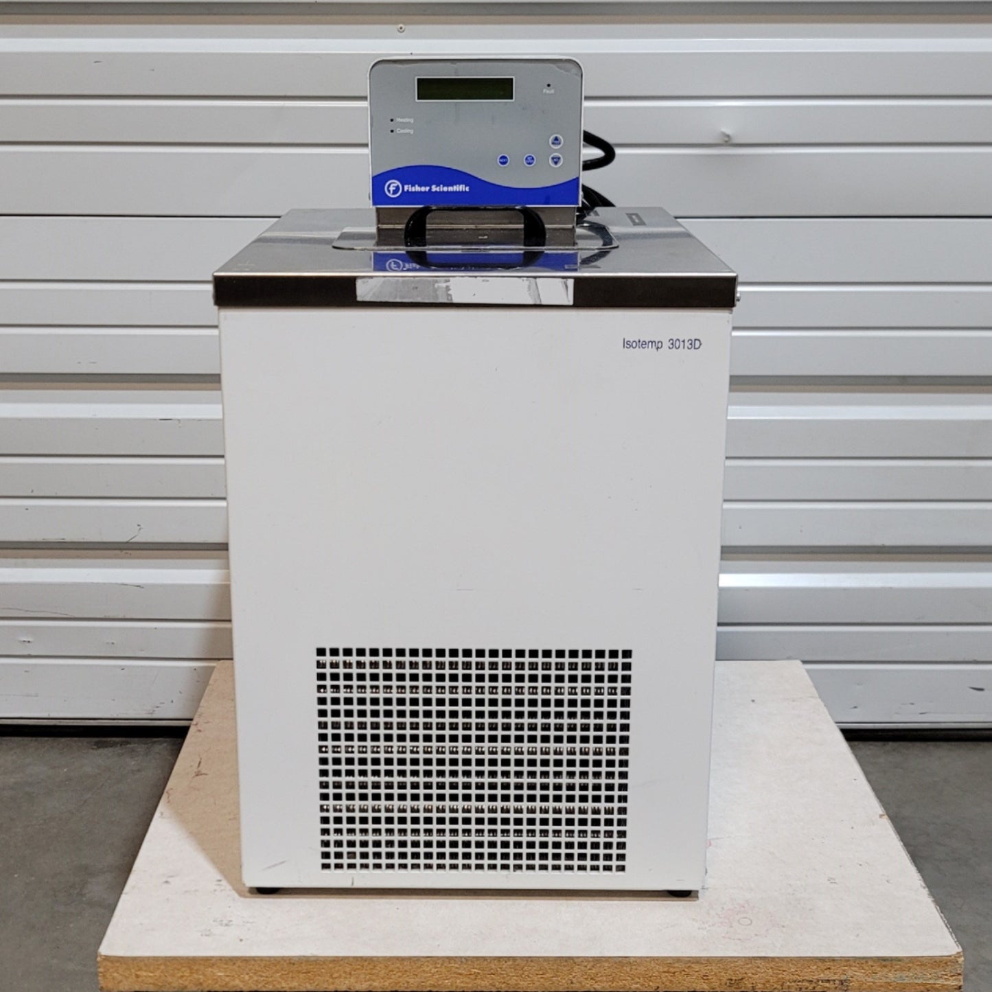 Used Fisher Scientific 3013D Isotemp Refrigerated Recirculating Chiller, -30 To 200°C