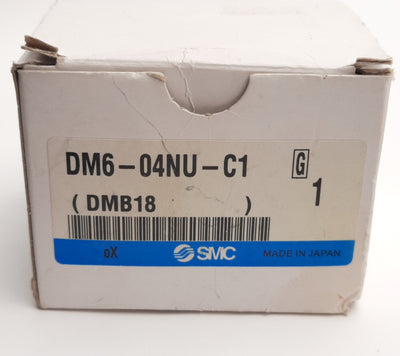 New SMC DM6-04NU-C1 Panel Mount Pneumatic Multi-Connector 6-Tubes, 4mm O.D.