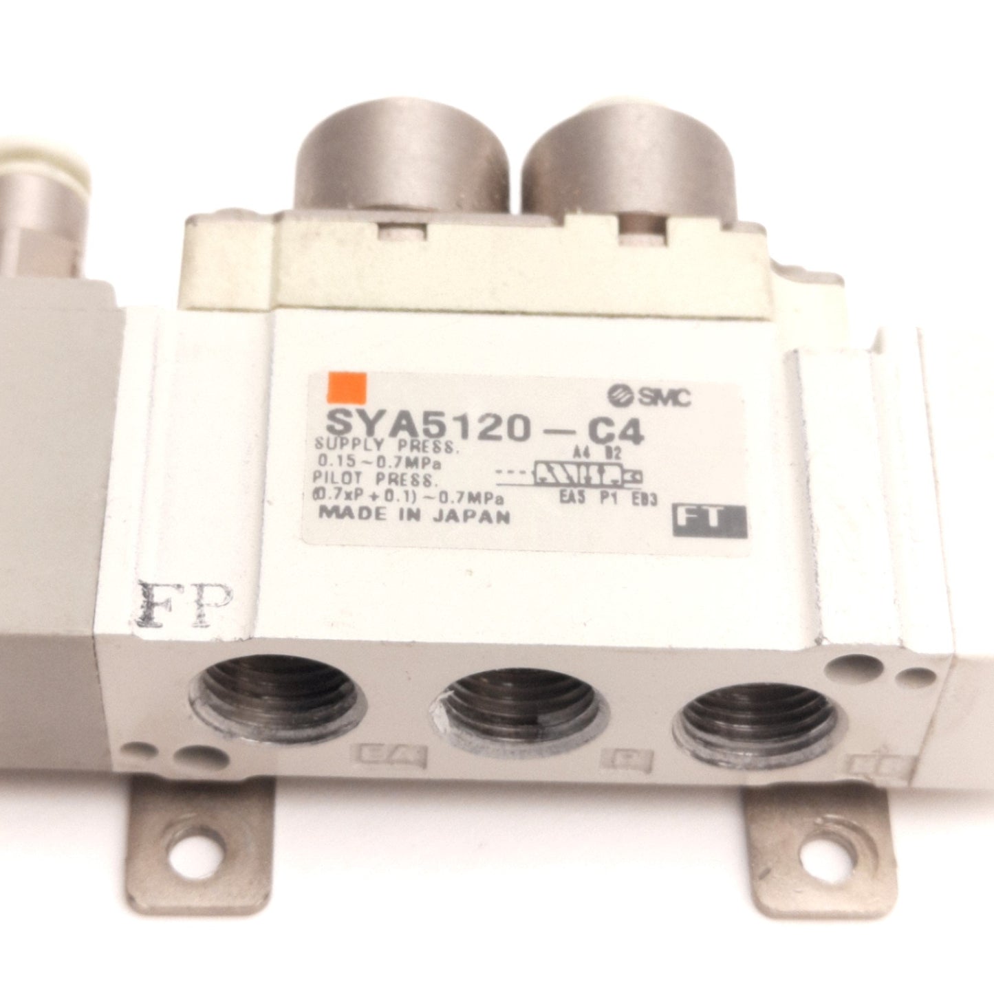 Used SMC SYA5120-C4 Pilot Valve, 2-Position 5-Port, Pressure: 0.15-0.7MPa, 1/8" NPT