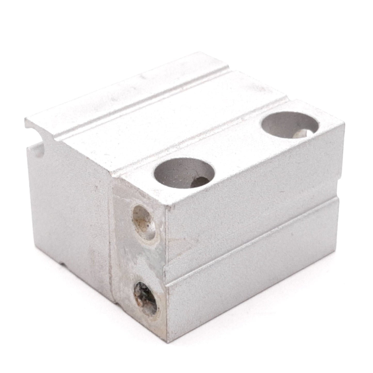 Used SMC CUJB16-10D Compact Cylinder, Bore: 16mm, Stroke: 10mm, 0.7MPa, M3x0.5