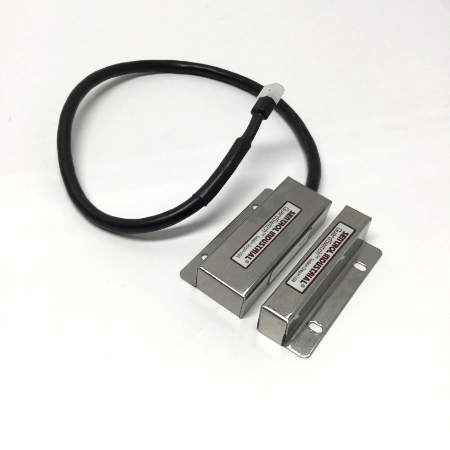 Used Sentrol 301-CT-06K GuardSwitch Non-Contact Magnetic Safety Interlock 30V AC/DC
