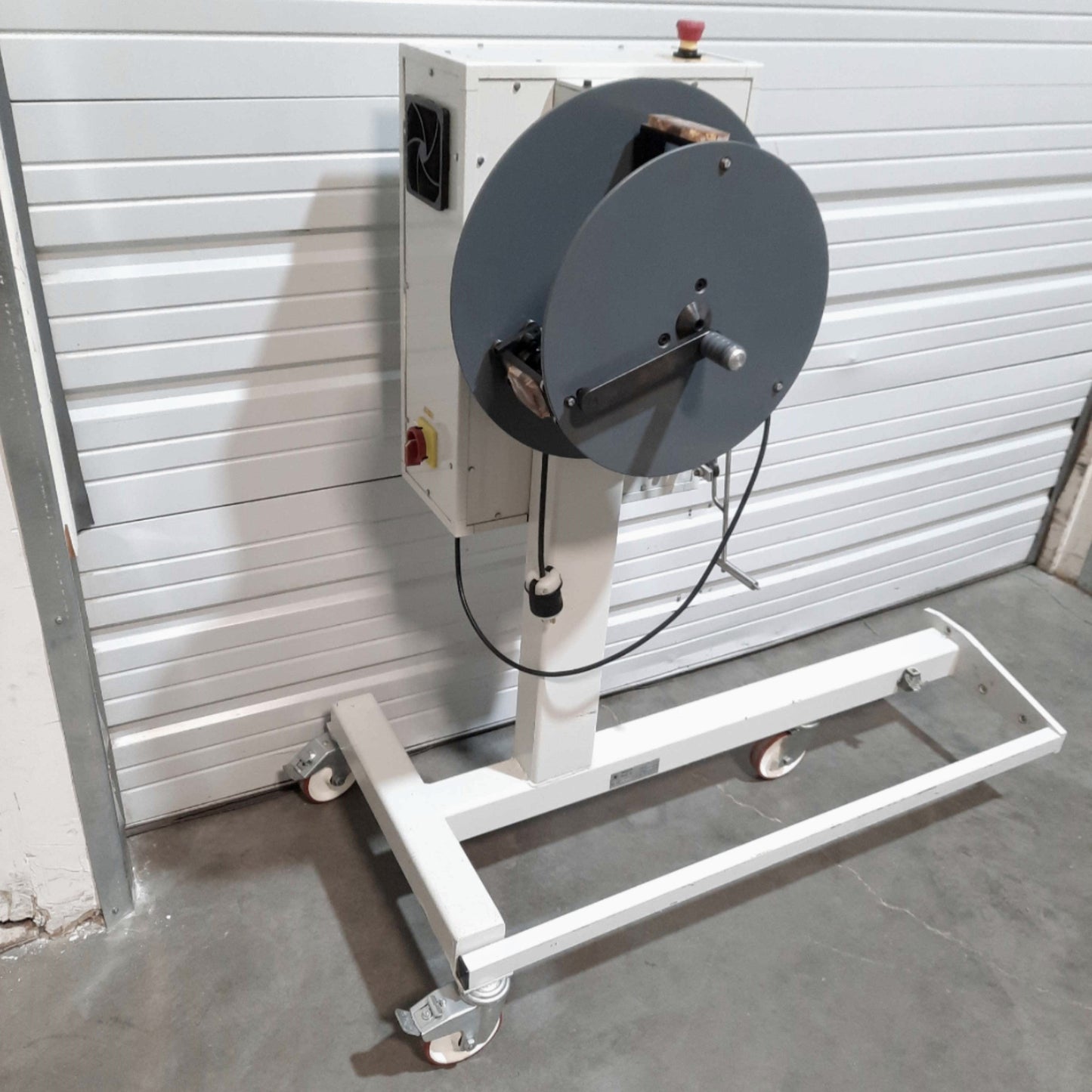 Used DRACON ARA-400 Winder With Dancer, CW, 16" Core 70" OD, 25RPM, 1PH 240VAC