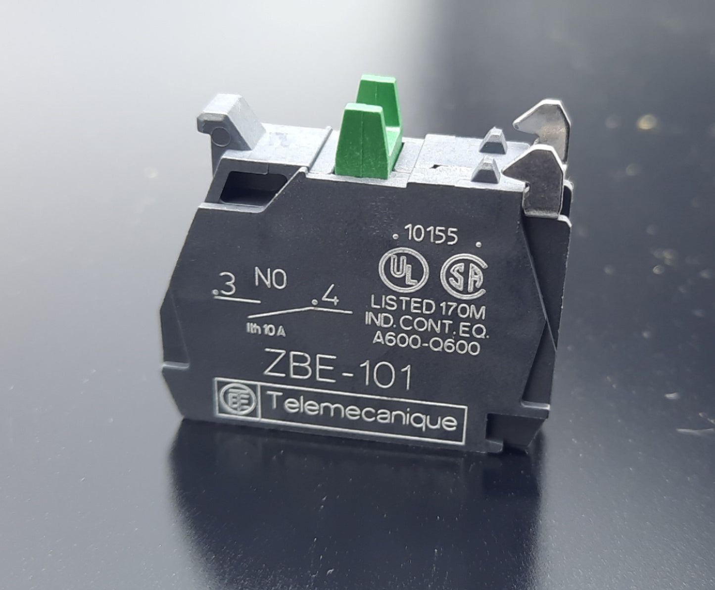 New Lot of 6 Schneider ZBE-101 22mm Push Button Contact Block 1 N.O Screw Clamp 240V