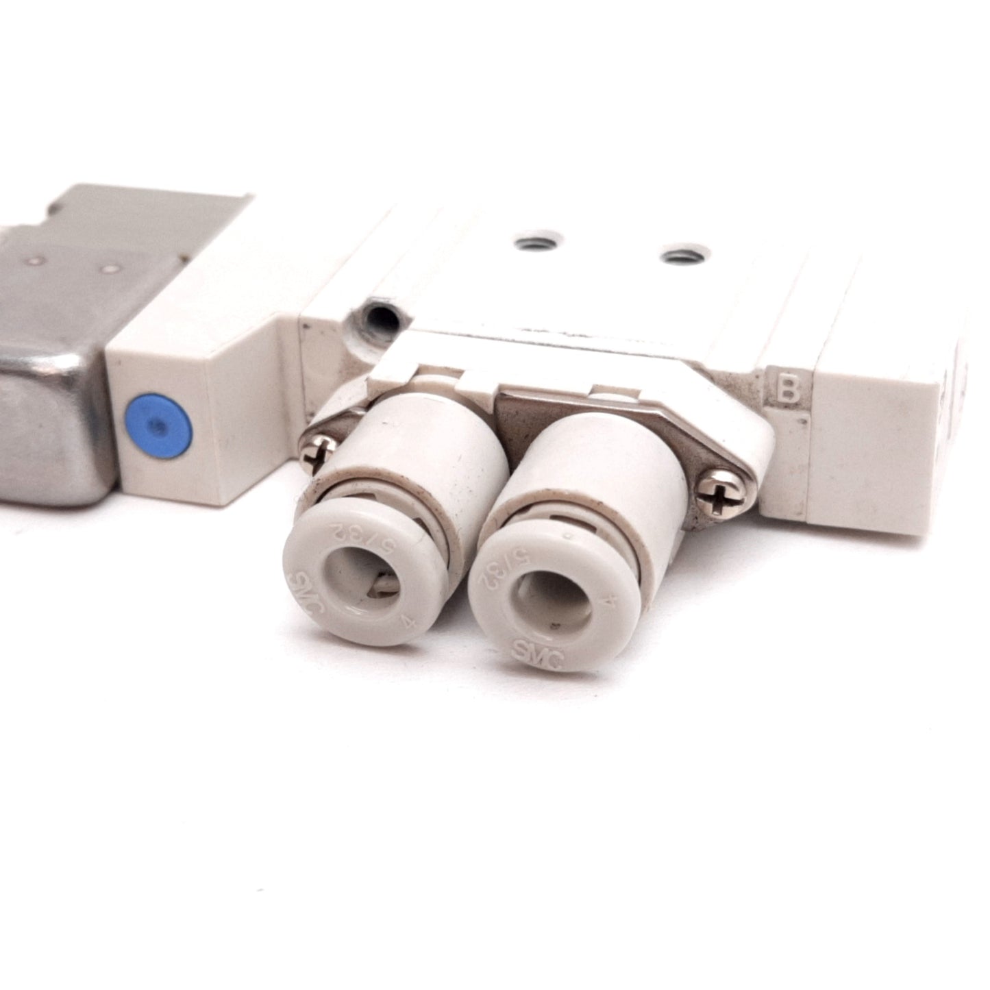 Used SMC SY3120-5LOZ-C6 Solenoid Valve, 2-Position 5-Port, 24VDC, 0.15-0.7MPa