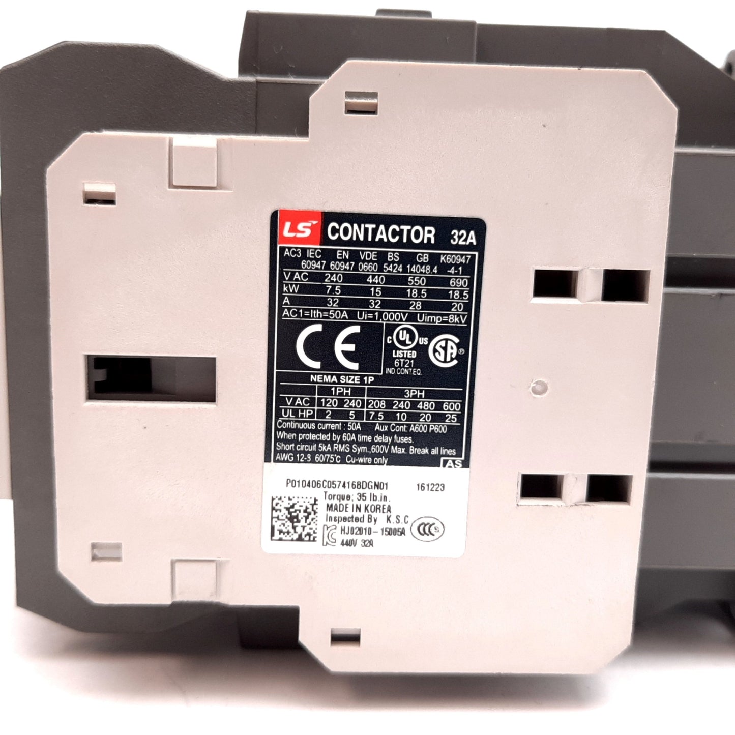 Used LS Electric MC-32a Contactor, 3-Pole, 4x Aux (2x N/O 2x N/C), Coil: 24VDC