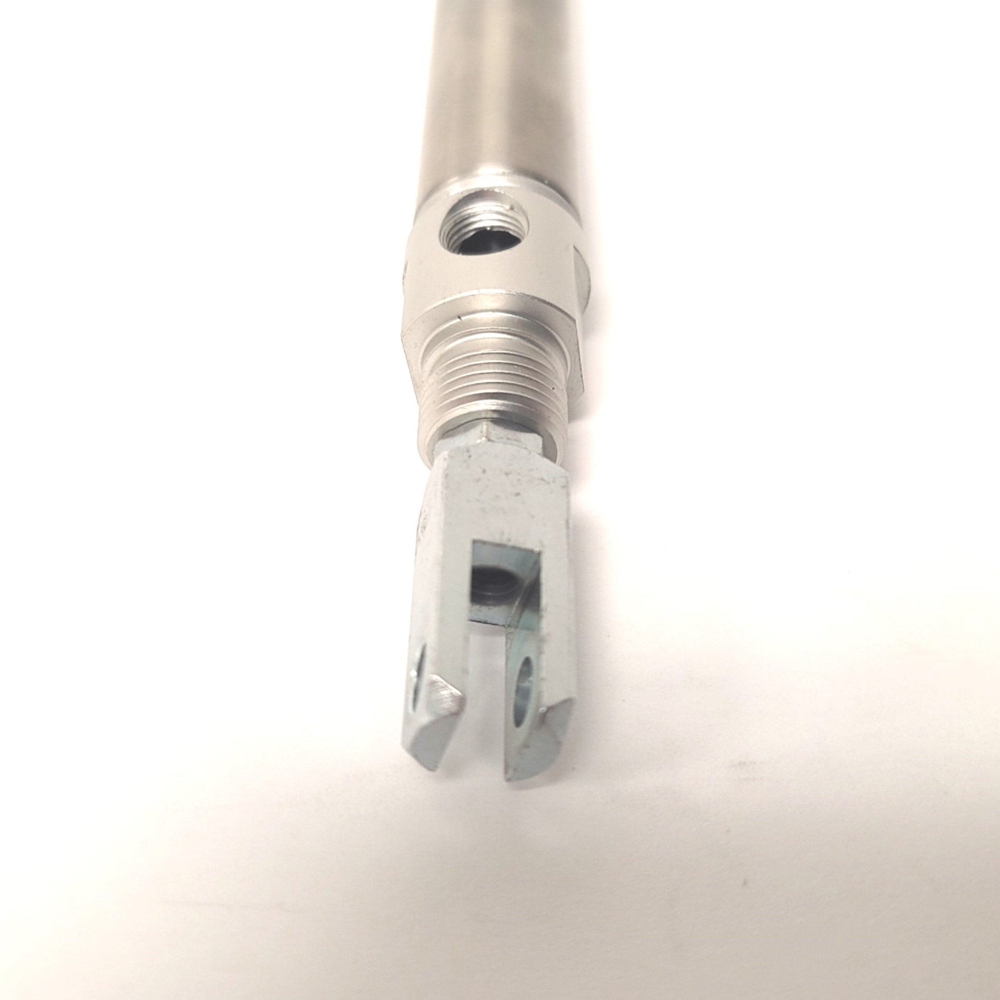 Used SMC NCDMC075-1200C Double Acting Round Body Cylinder 3/4" Bore, 12" Stroke