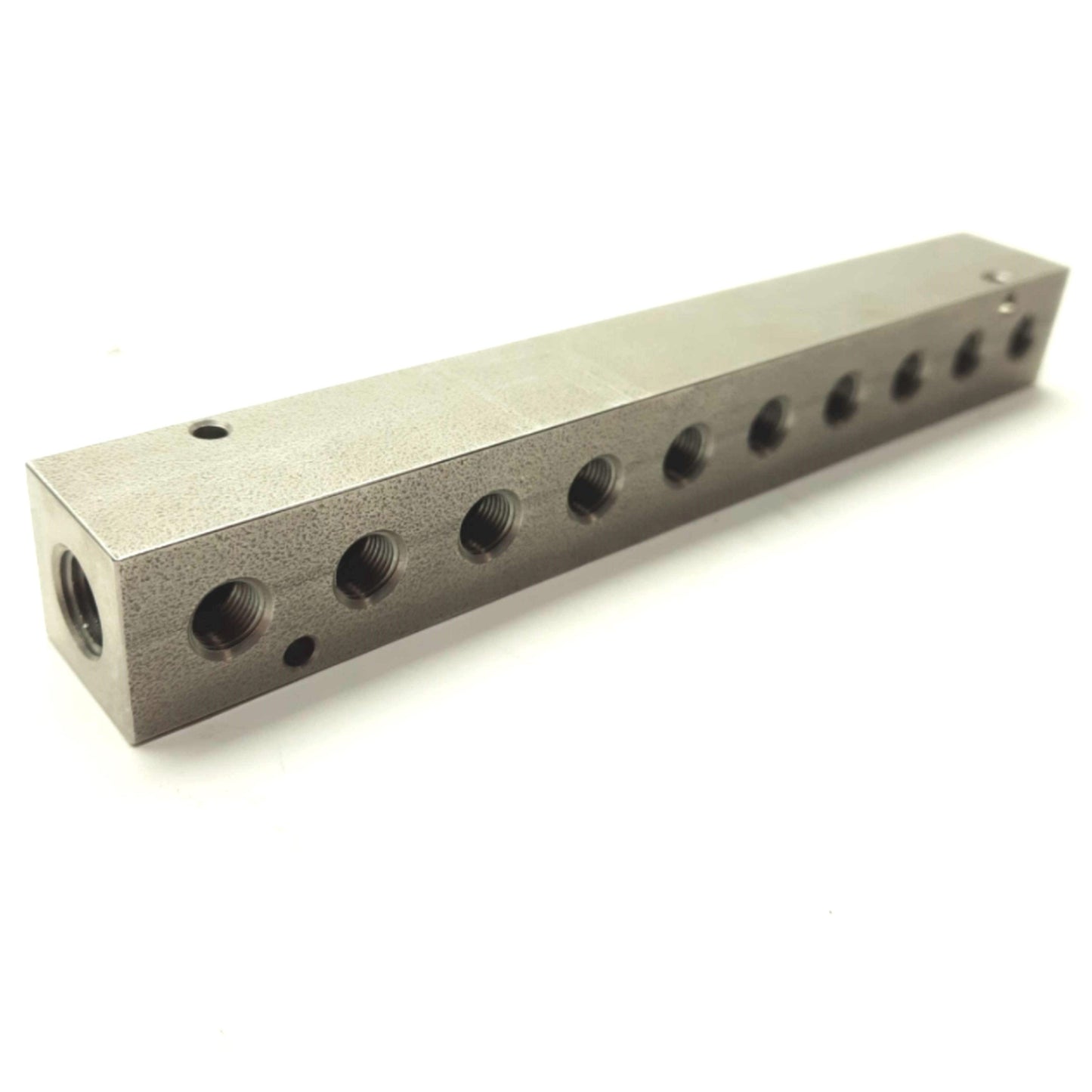 Used Pneumadyne M10-125-10-SS Manifold, 10-Station, 2x 1/4"NPT to 10x 1/8"NPT, 303 SS