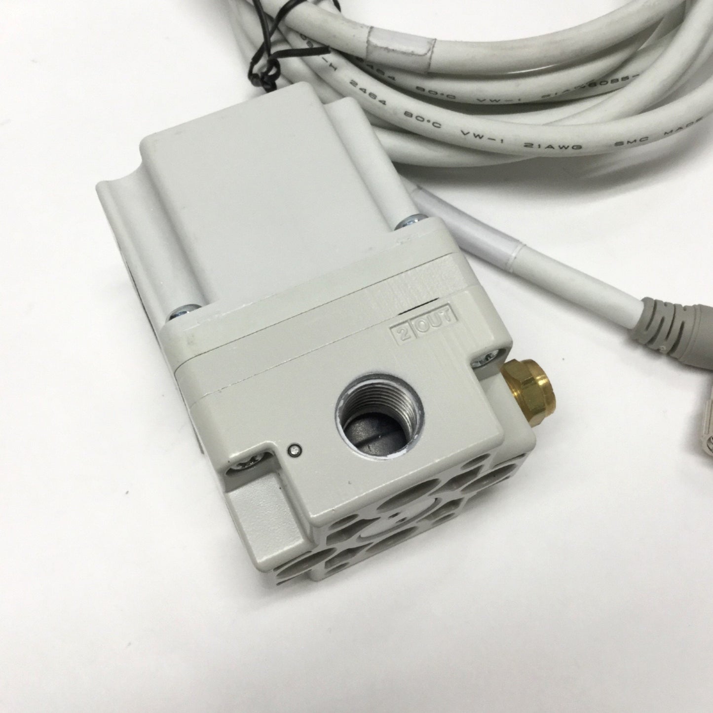 Used SMC ITV1050-21N2L4 Electro-Pneumatic Pressure Regulator 24VDC, 130psi, 0-5VDC