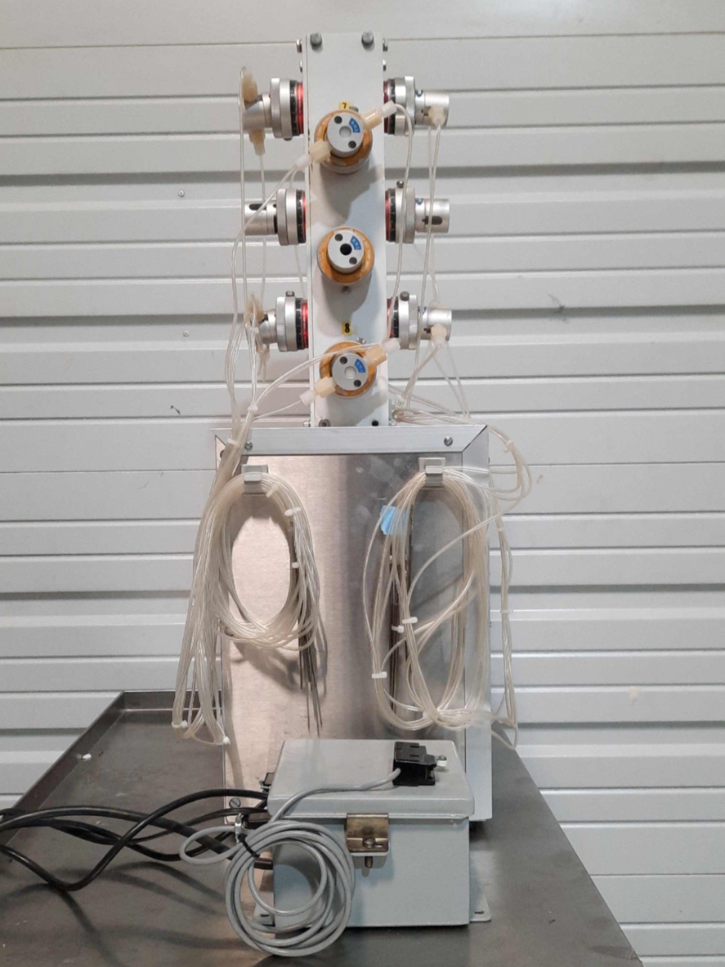 Used Carl Creative Systems Precision Fluid Dispenser 12-Channel 13-260ml/min 120VAC