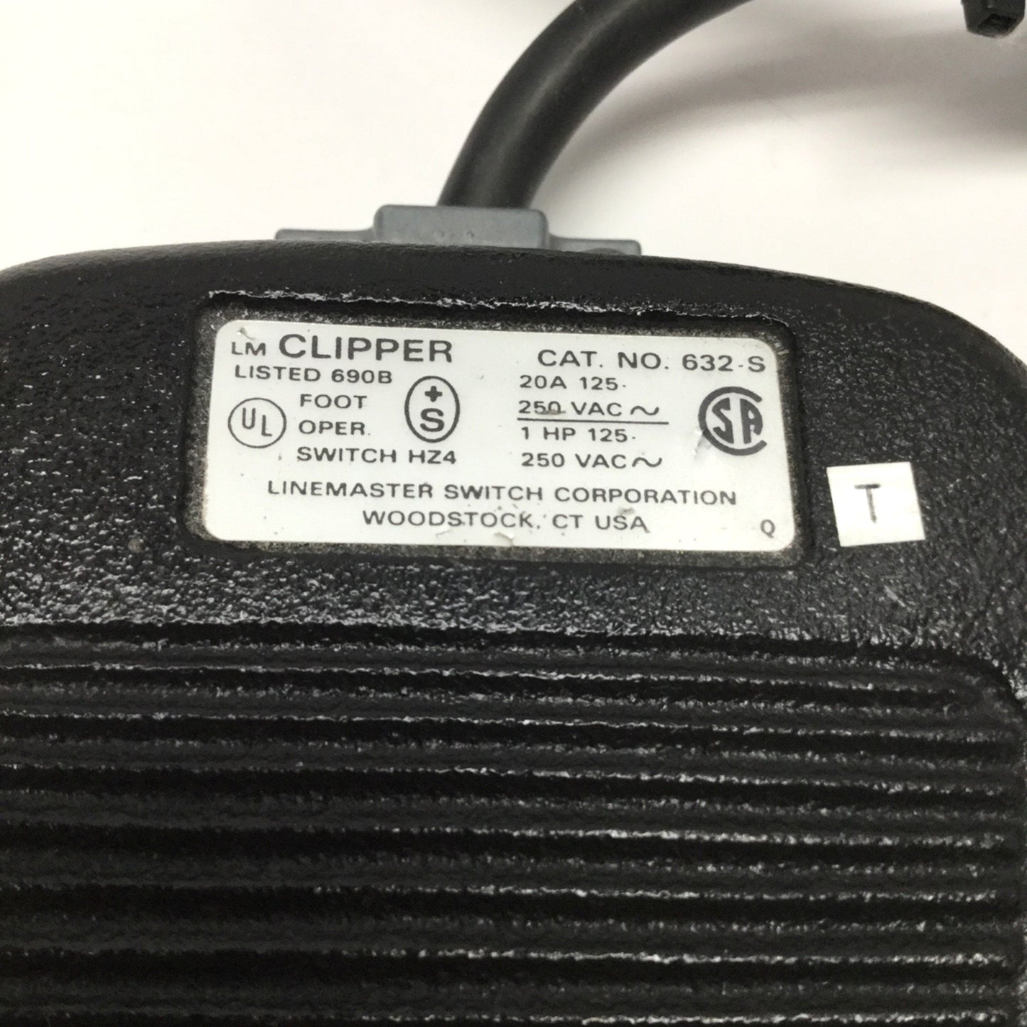 Used Linemaster 632-S Clipper Electric Momentary Foot Switch SPDT, 125-250VAC, 20A