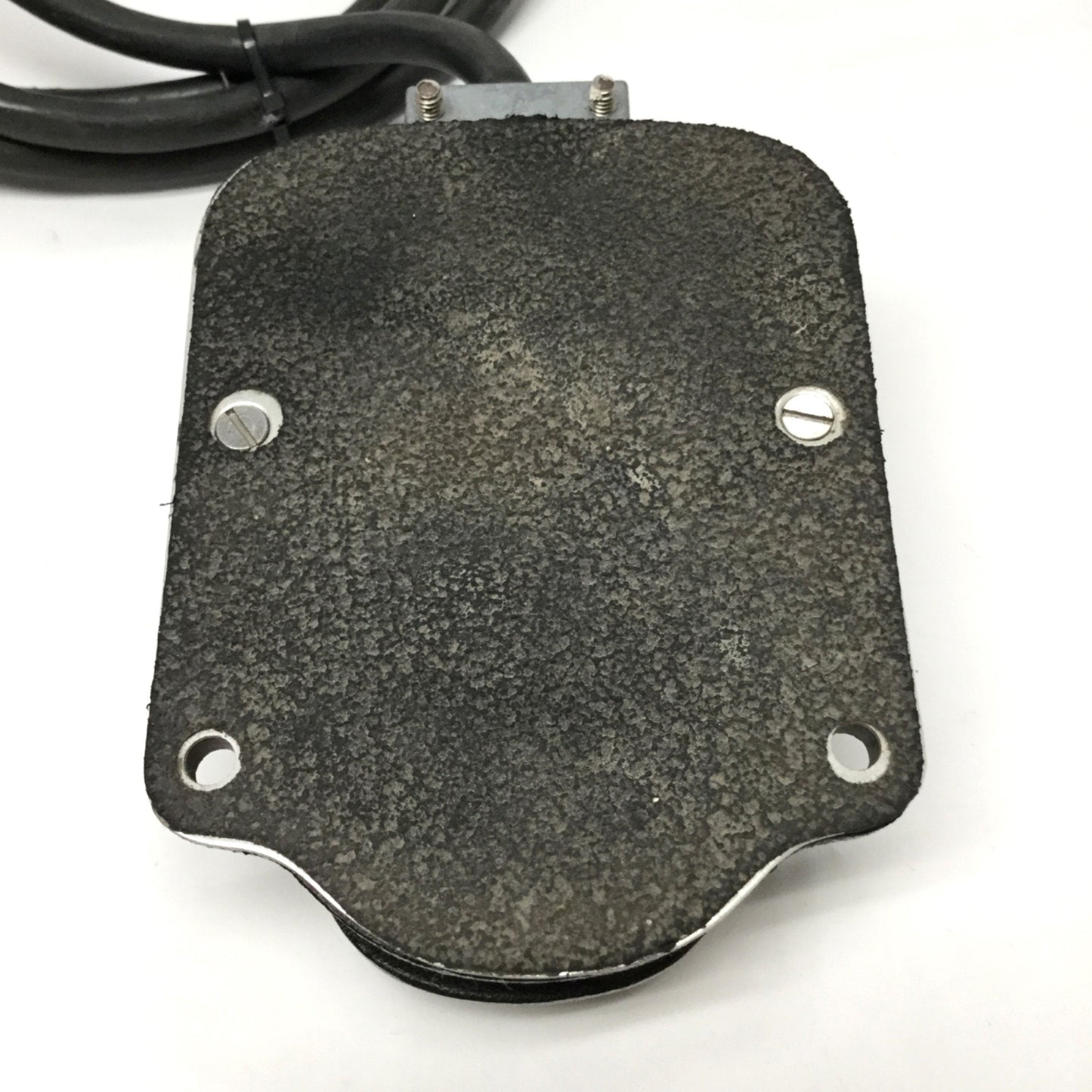 Used Linemaster 632-S Clipper Electric Momentary Foot Switch SPDT, 125-250VAC, 20A