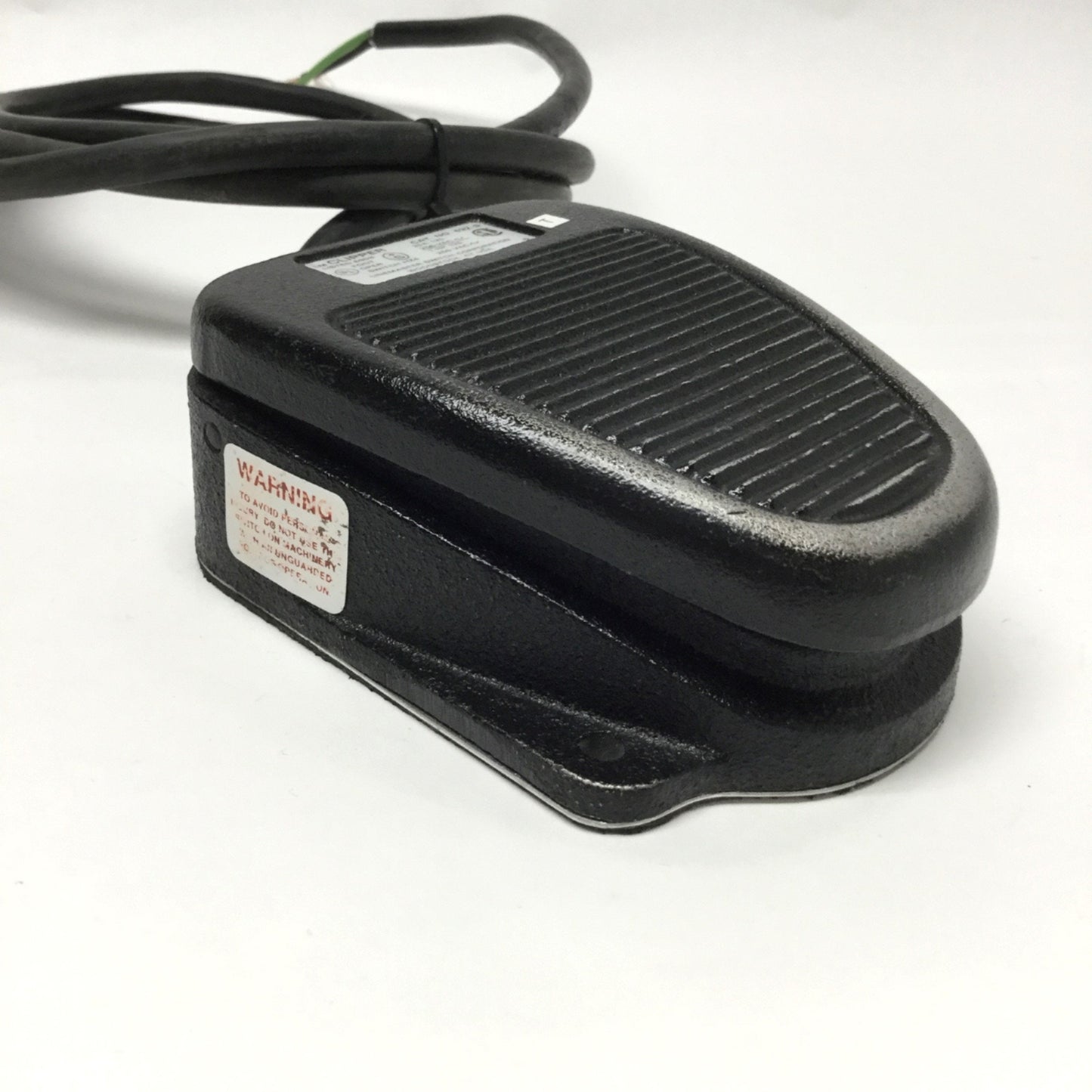 Used Linemaster 632-S Clipper Electric Momentary Foot Switch SPDT, 125-250VAC, 20A