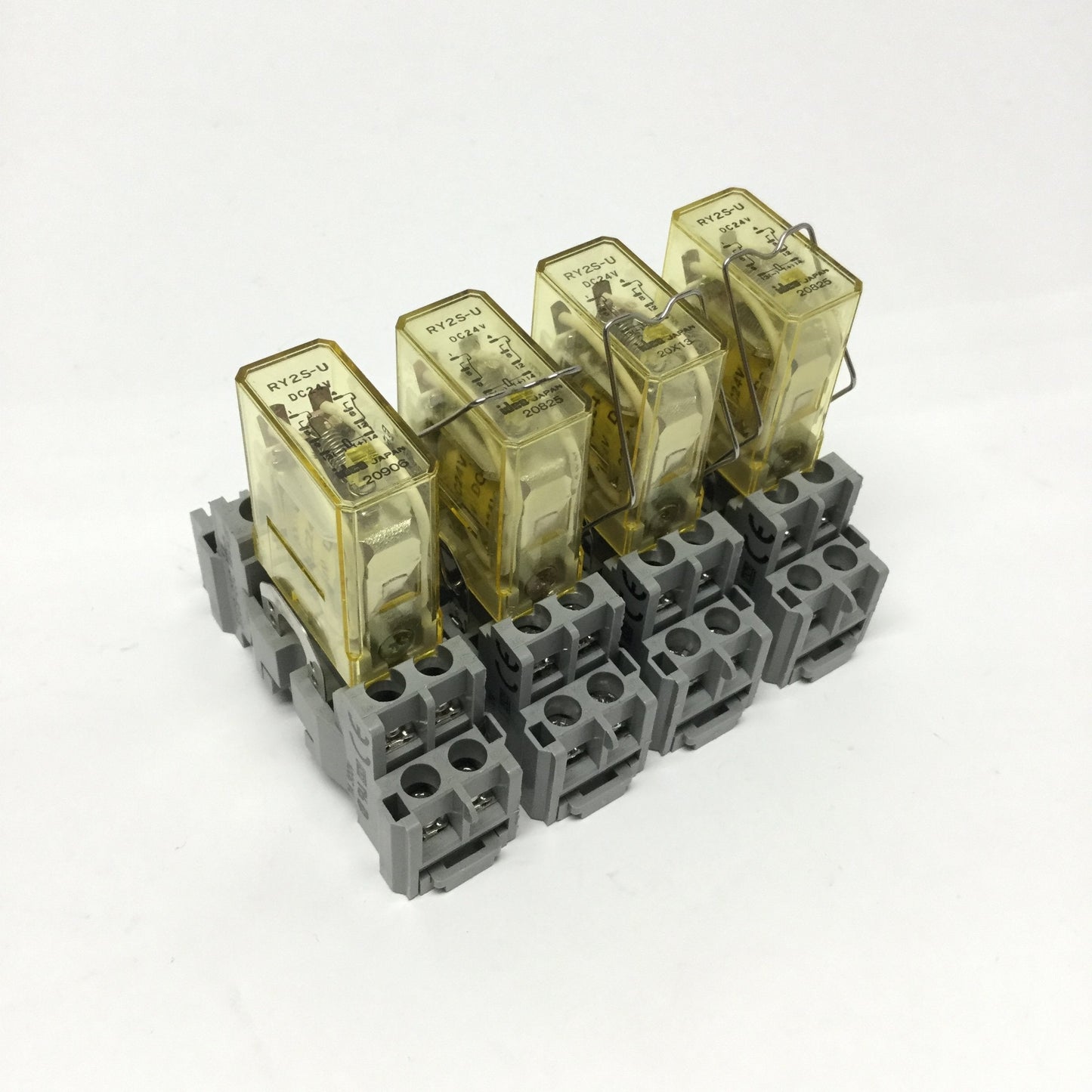 Used Lot of 4 Idec RY2S-U Ice-Cube Control Relays, 2-Pole, 24VDC Coil, 240VAC 3A DPDT