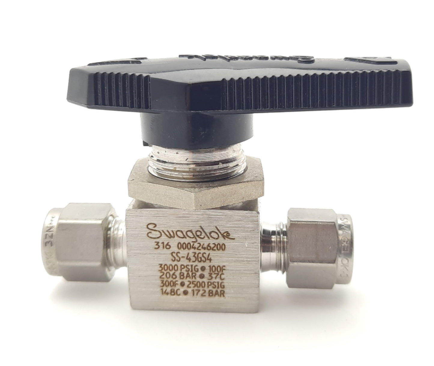 Used Swagelok SS-43GS4-1466 SS Ball Valve, 1/4" Swagelok Tube Fittings, 500PSI