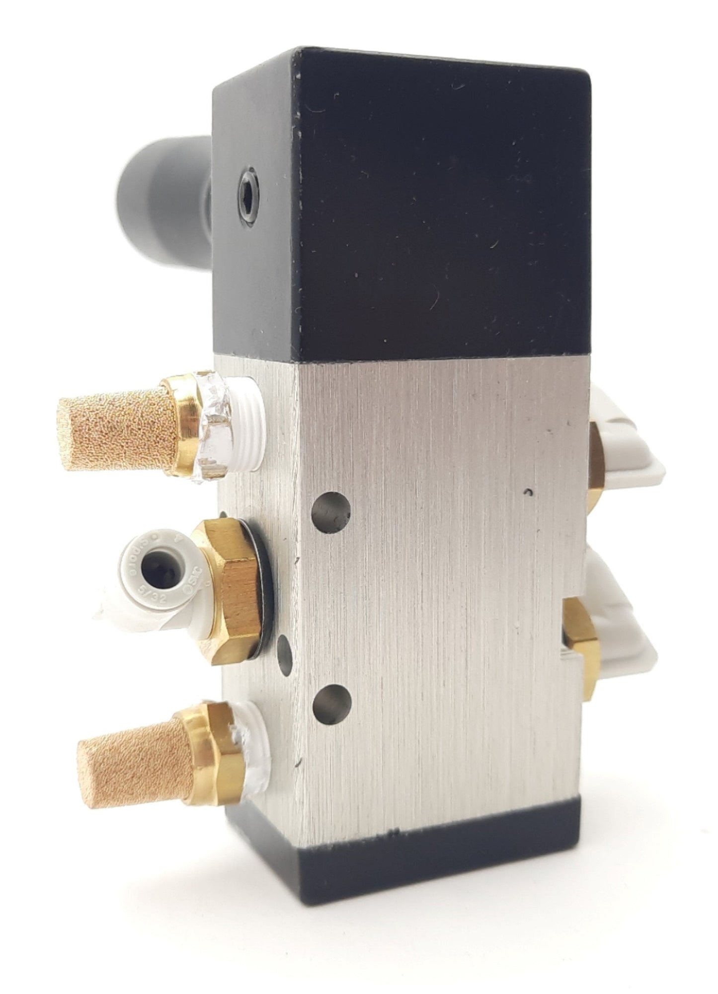 Used Clippard MMV-L4QD Lever Valve 4 Way 2 Position Detented 150PSIG 1/4" NPT