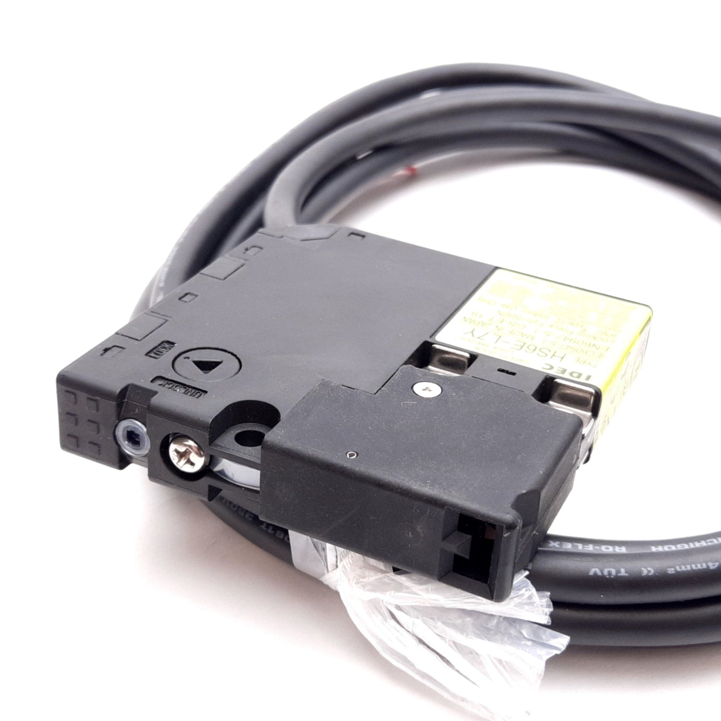 New Idec HS6E-L7Y Safety Door Lock Switch, Solenoid Lock, 500N, 1A 125VAC 30VDC