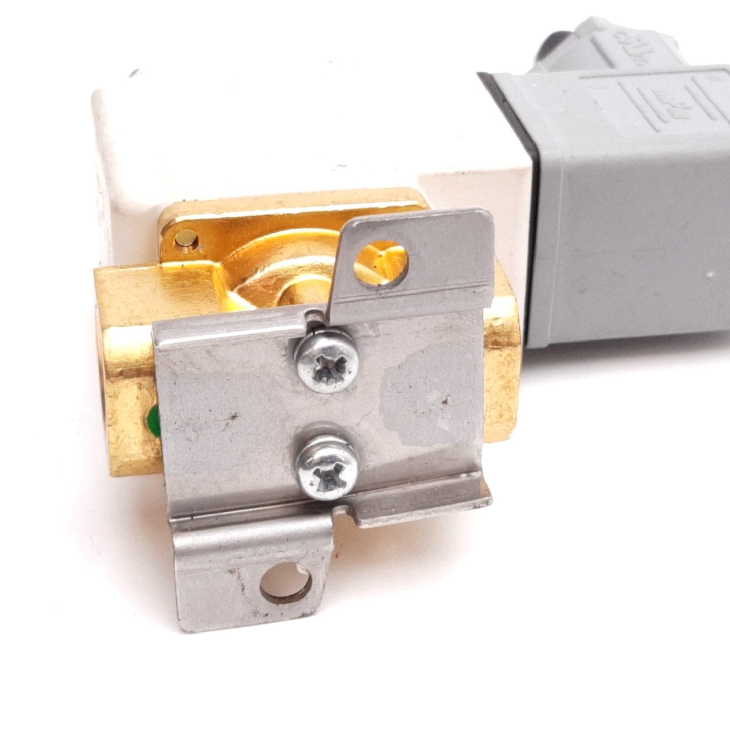 Used SMC VX214FGXB Solenoid Valve, 2-Way N/C, 24VDC, 0.1MPa to Atmospheric, Rc1/4