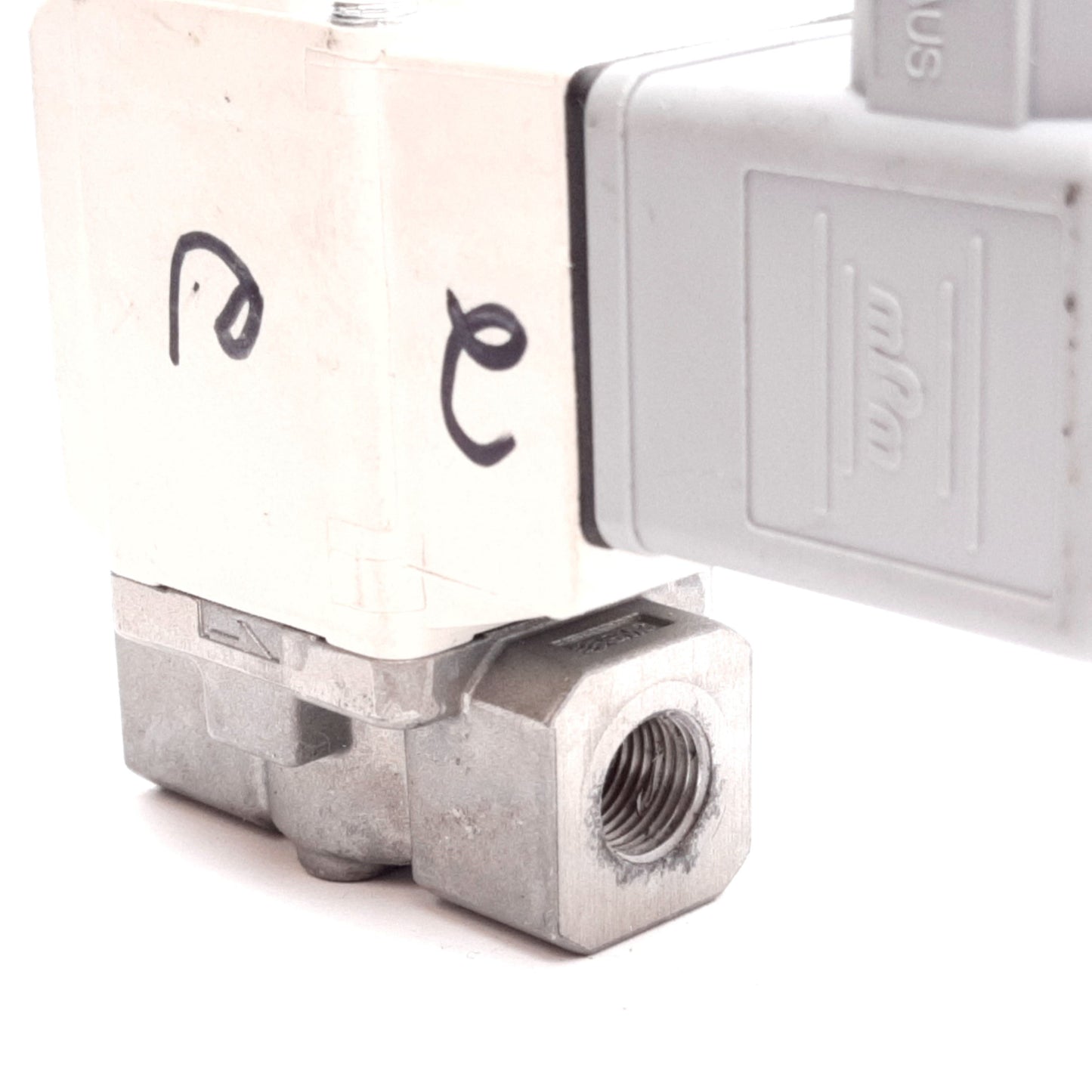 Used SMC VX210AGB Solenoid Valve, 2-Way N/C, 24VDC, 1.0MPa Max, 1/8" NPT