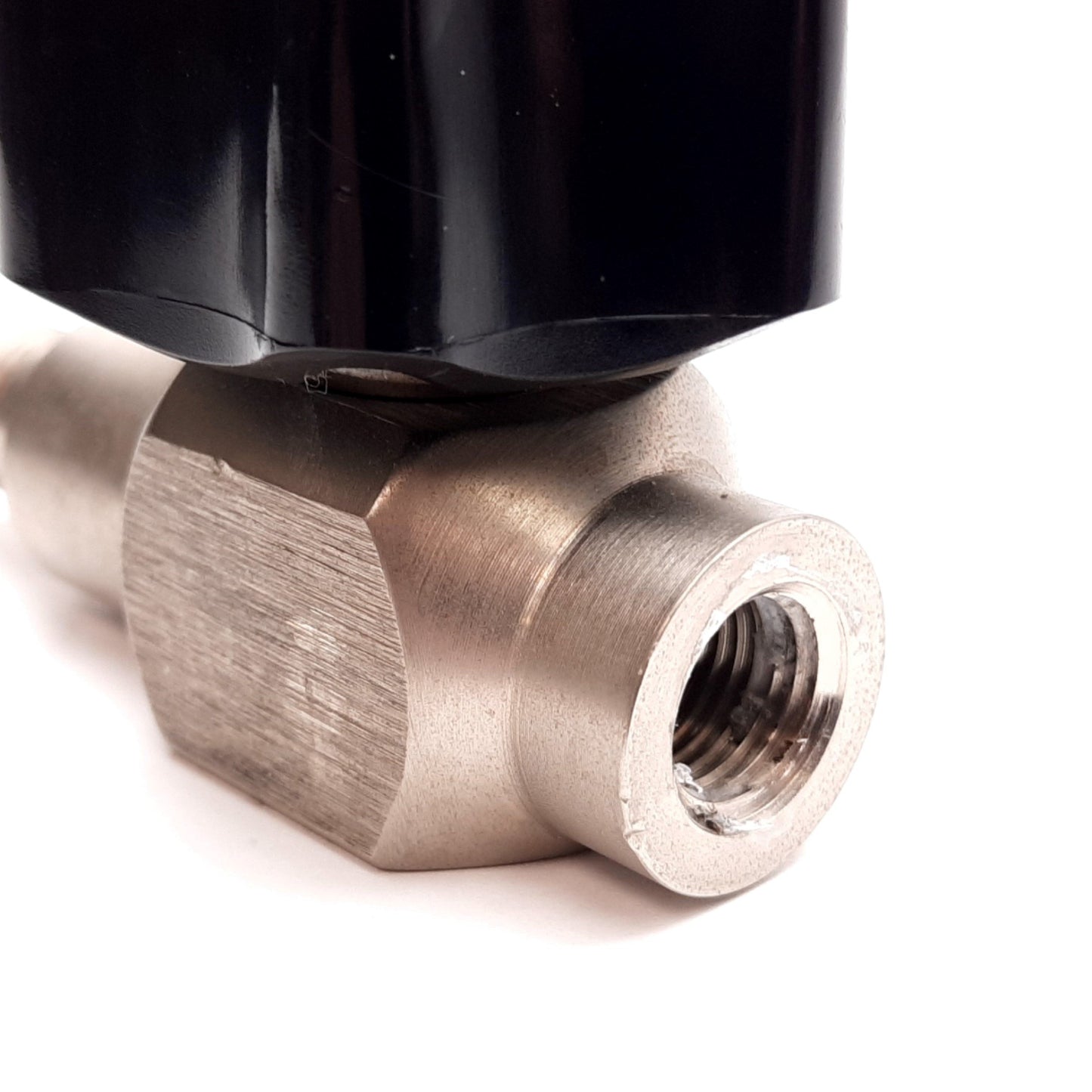 Used Druckminderer Diaphragm Valve for Oxygen/Gases, Brass, 1/4" NPT Male/Female