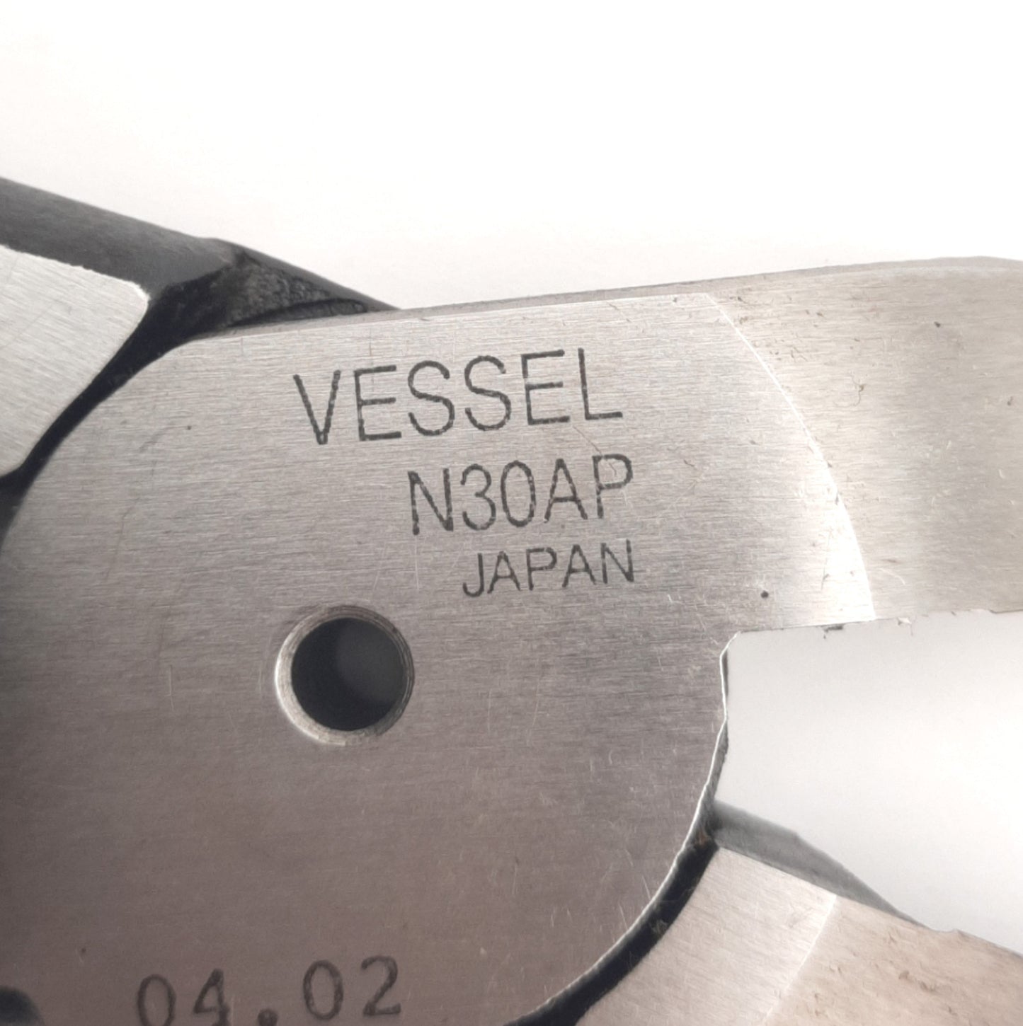Used Vessel N-30AP Pneumatic Nipper Blade, Size 30, 15° Blade, 16mm Opening