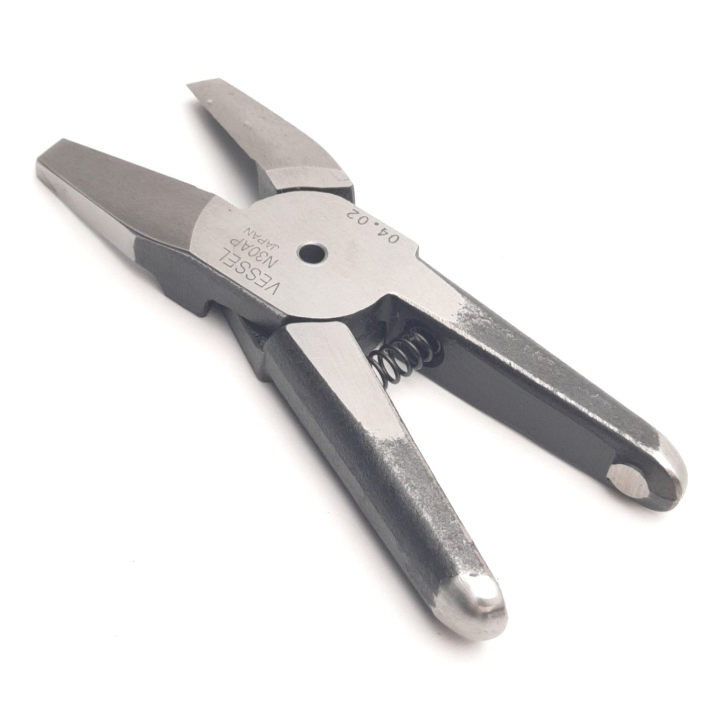 Used Vessel N-30AP Pneumatic Nipper Blade, Size 30, 15° Blade, 16mm Opening