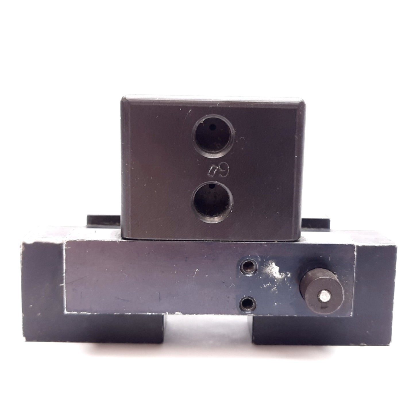 Used PHD 7921-02-0101 Angular Gripper, 2-Jaw, Stroke: 13°/Jaw, Ports: 1/8" NPT