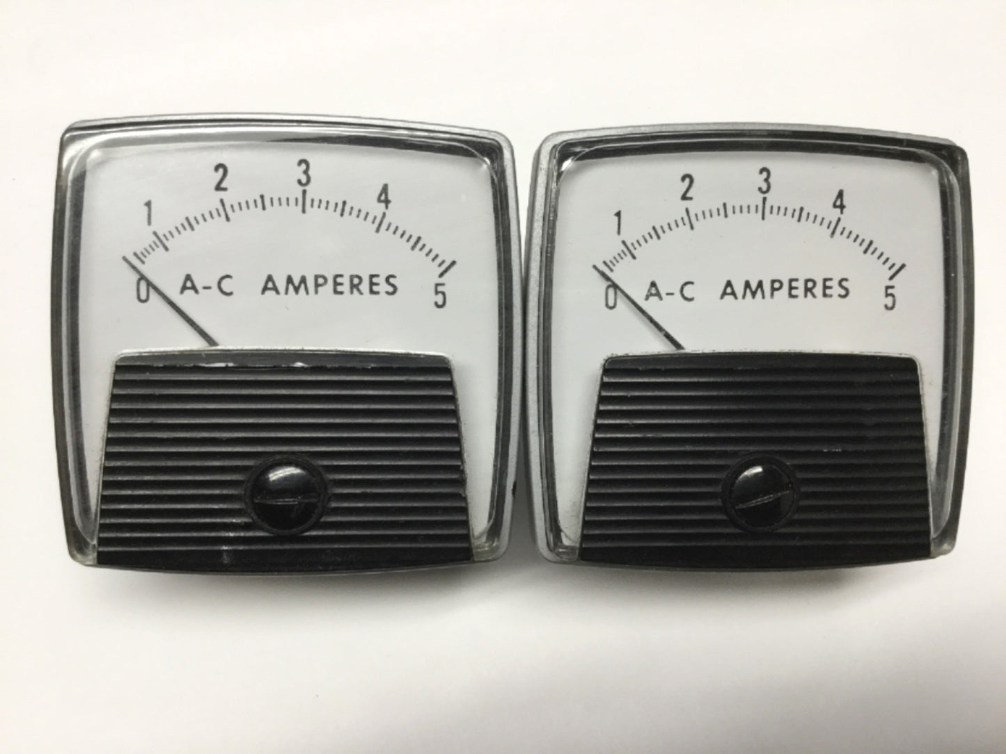 Used Lot of 2 Yokogawa 250240LSLS Analog Panel Current Meters AC Amperes Ammeter 0-5A
