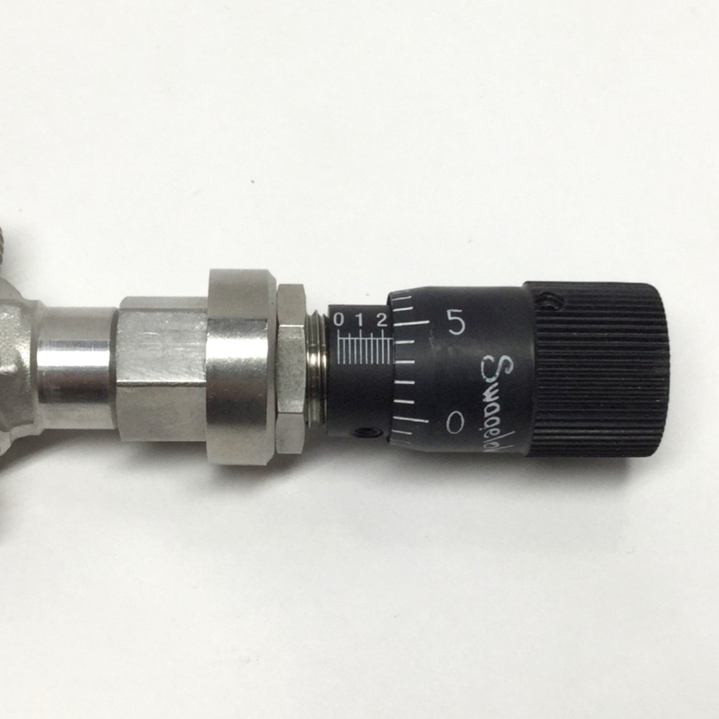 Used Swagelok SS-4MG-MH Vernier Medium Flow Metering Valve, 1/4" Tube Fitting, 316SS