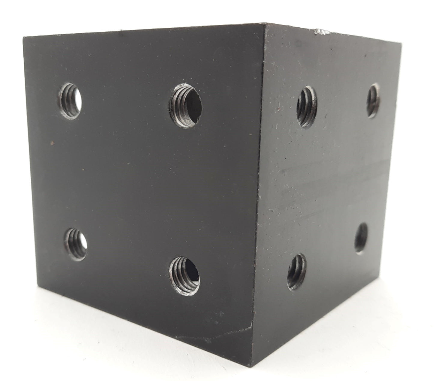 Used Lot of 2 80/20 4338-Black Gusseted Inside Corner Bracket 8-Hole, 15 Series