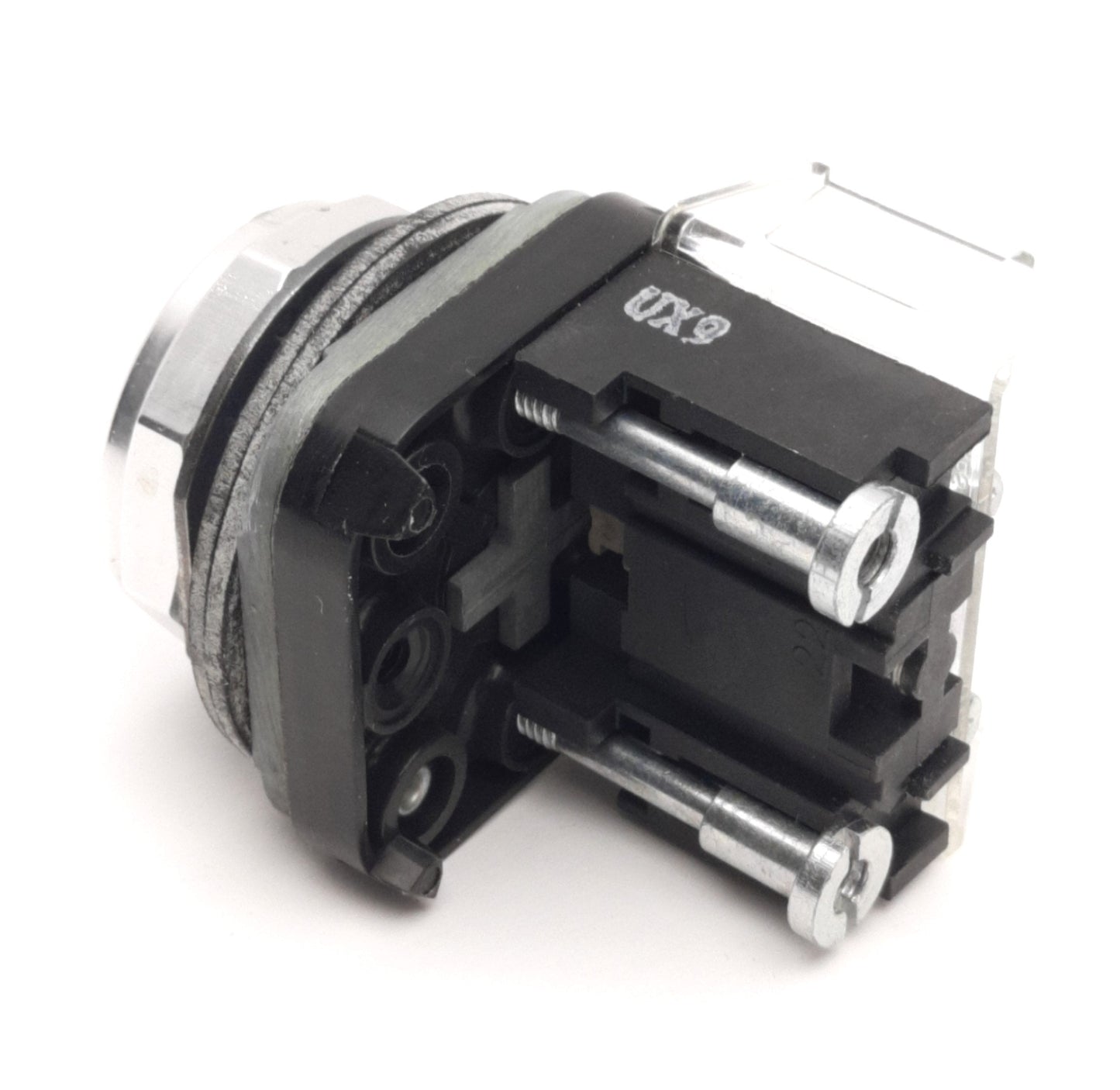 Used Allen Bradley 800T-A2D1 30mm Momentary Pushbutton, Flush, Black, 1NO, 600V Max