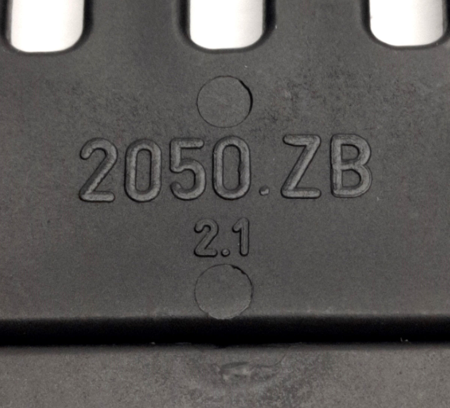 New – Open box Lot of 6 Igus 2050.1PZ & 2050.ZB Energy Chain Polymer Mounting Bracket